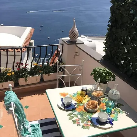 Blue Dreams アパート